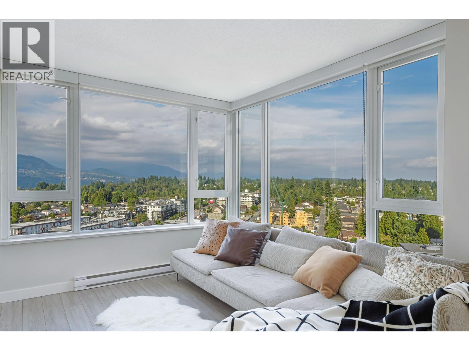 2607 570 EMERSON STREET, Coquitlam, British Columbia