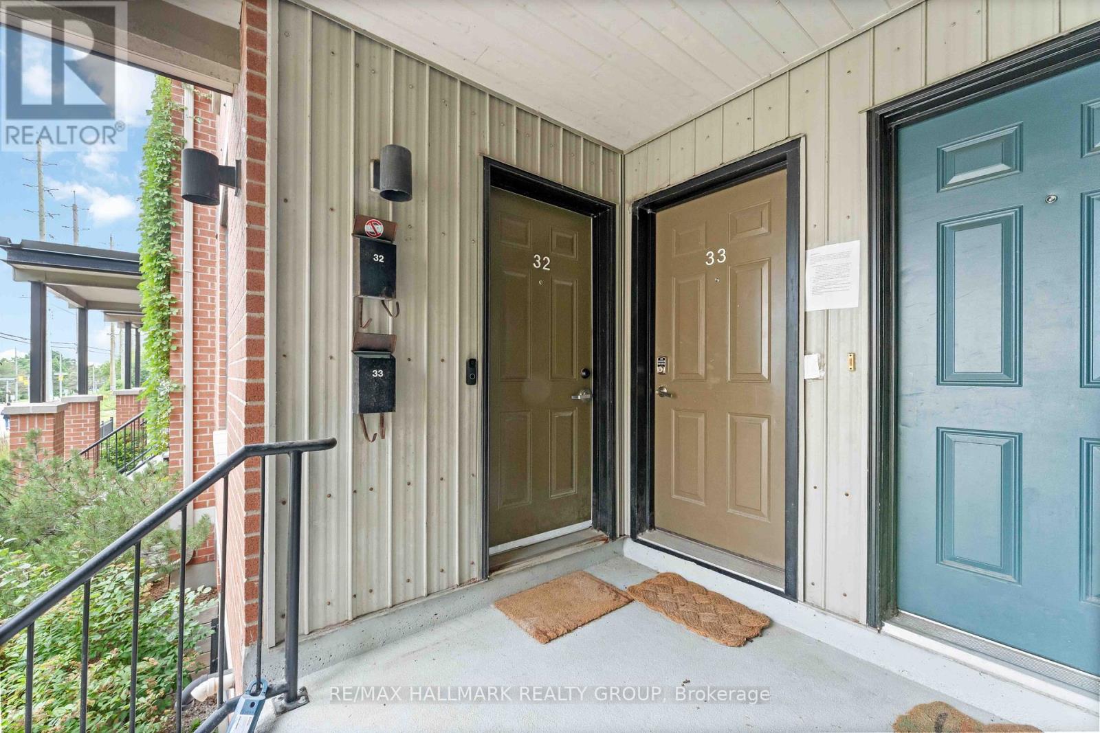 32 - 799 Montreal Road, Ottawa, Ontario  K1K 0S9 - Photo 2 - X12340864