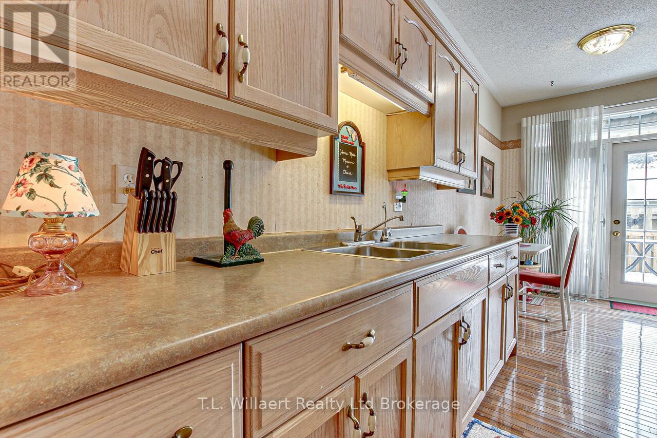 Unit 4 - 7-105 King Street, Tillsonburg, Ontario  N4G 5V1 - Photo 12 - X12338908