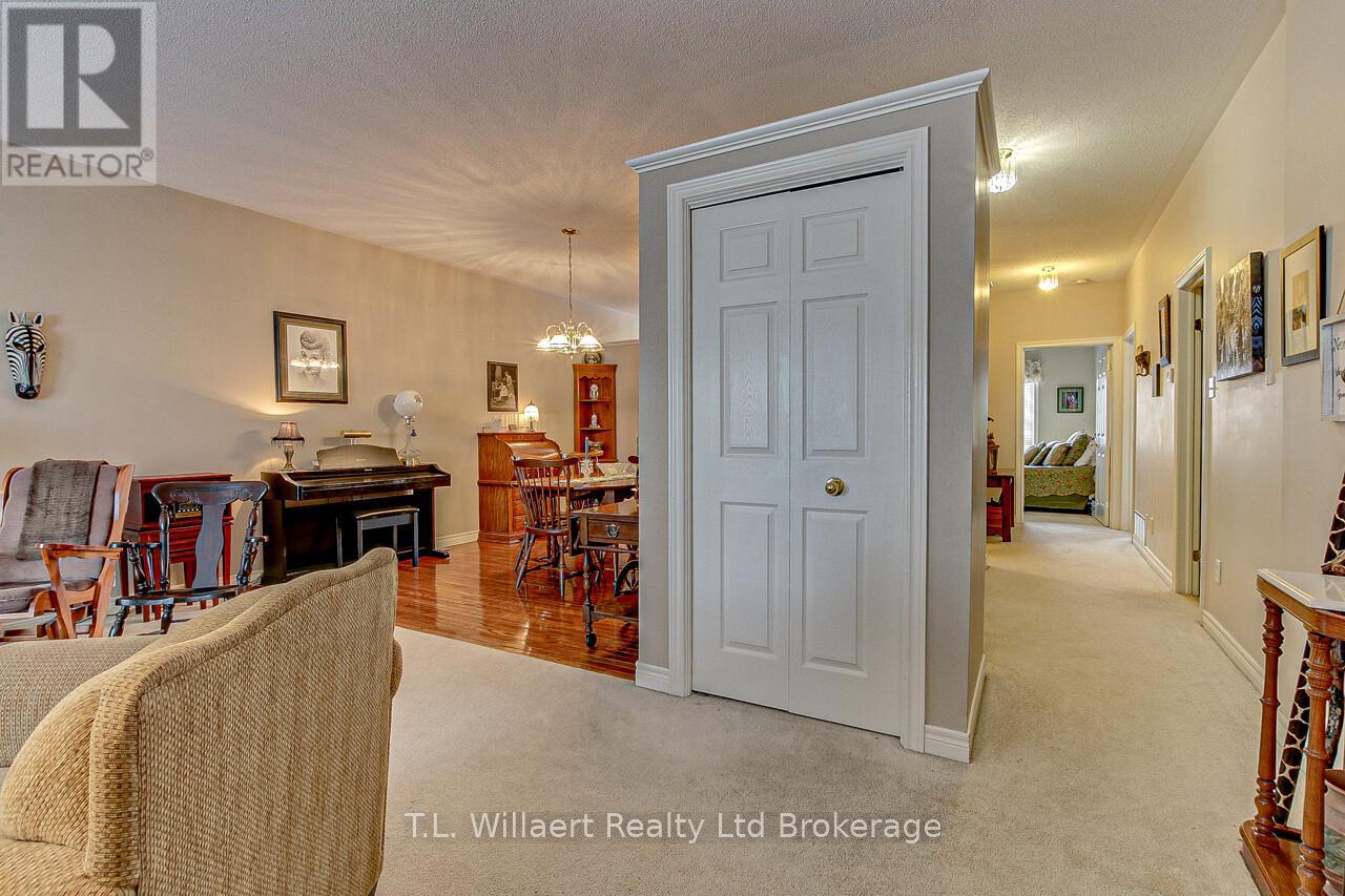 Unit 4 - 7-105 King Street, Tillsonburg, Ontario  N4G 5V1 - Photo 4 - X12338908