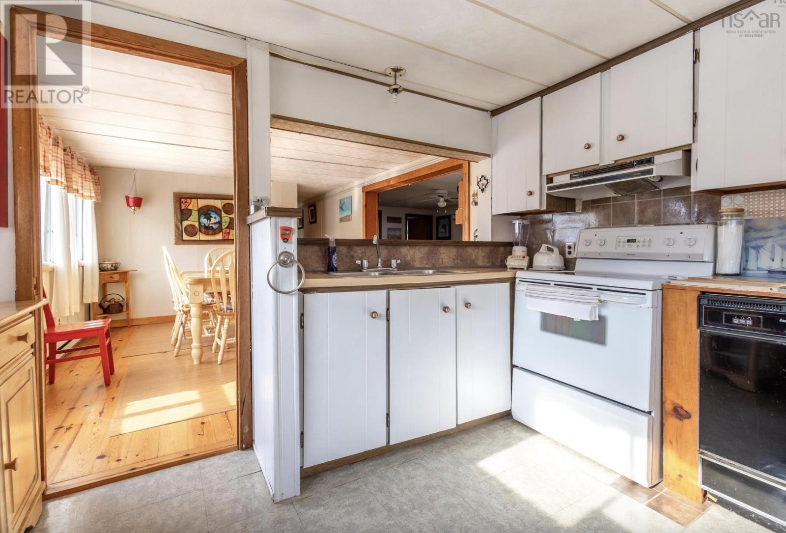 19 Channel Road, Boisdale, Nova Scotia  B1Y 3T2 - Photo 17 - 202513065