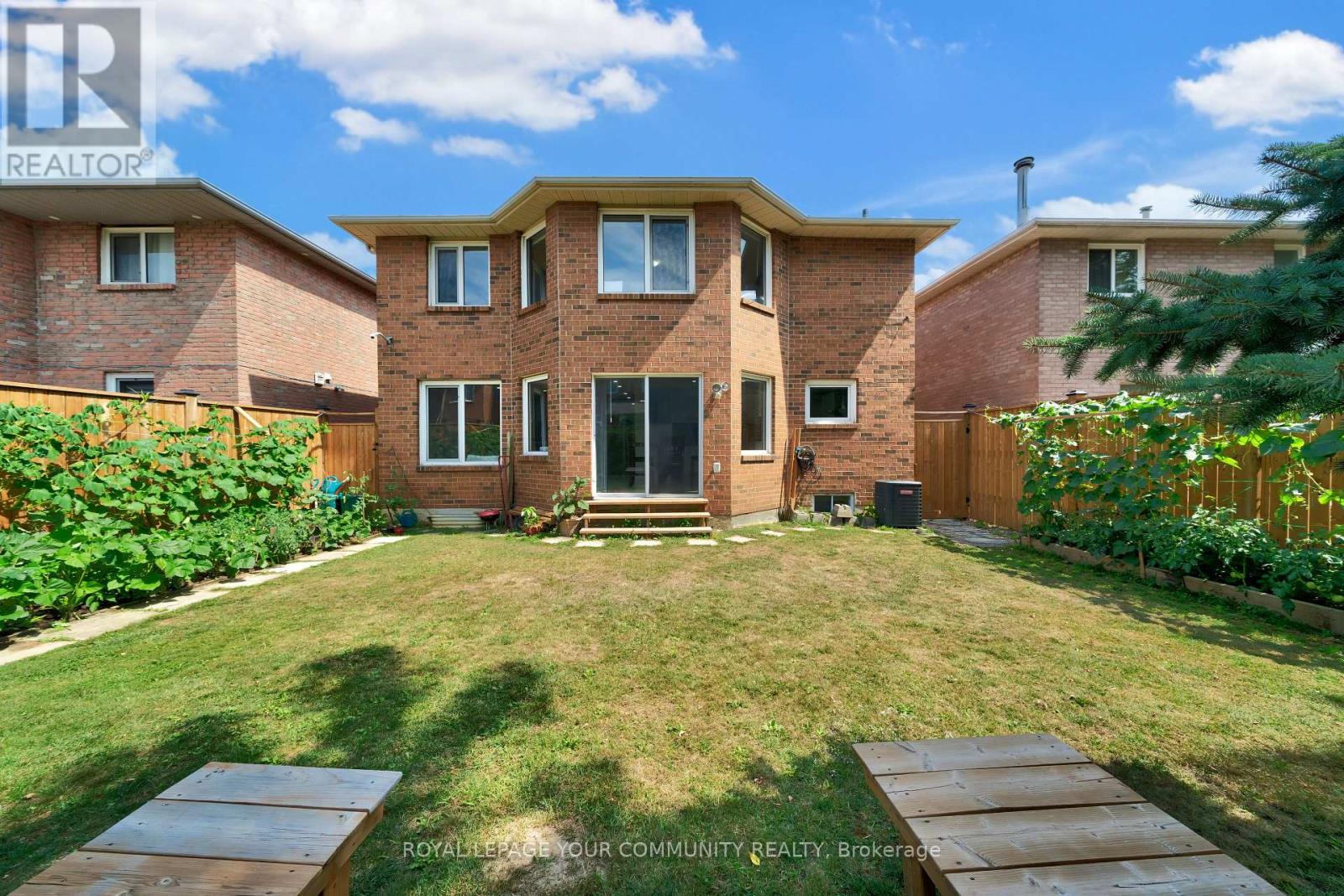 73 Peelton Heights Road, Brampton (Brampton South), Ontario  L6Y 3A3 - Photo 40 - W12340838