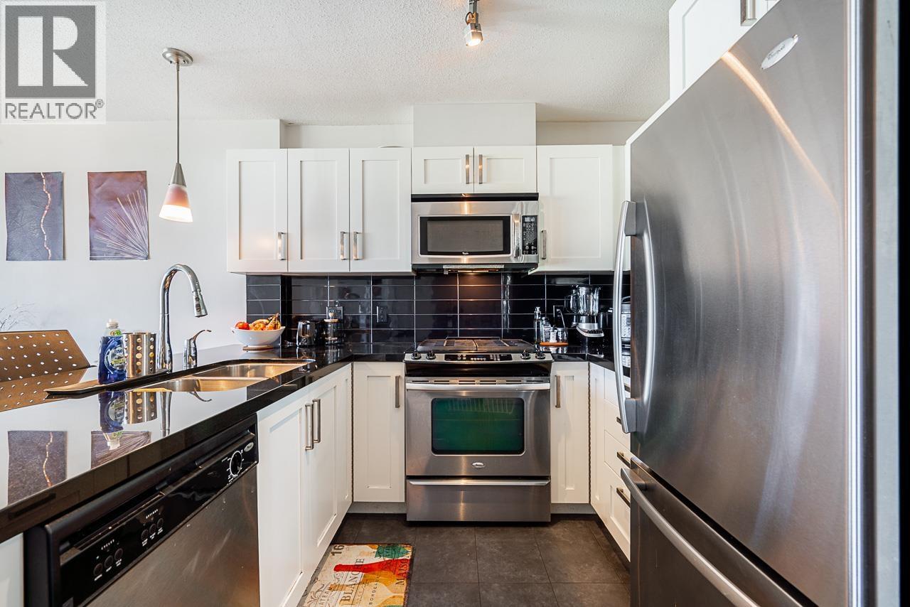 2305 2133 Douglas Road, Burnaby, British Columbia  V5C 0E9 - Photo 3 - R3036632