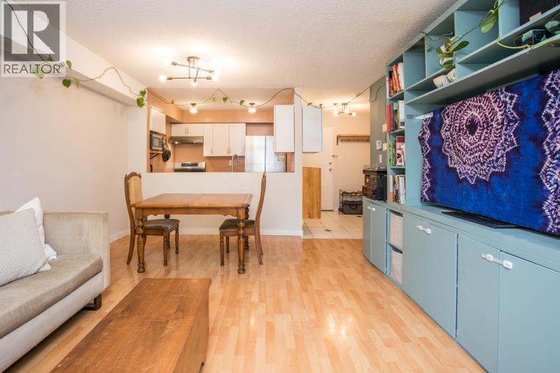 106 1040 E Broadway Street, Vancouver, British Columbia  V5T 4N7 - Photo 5 - R3036448