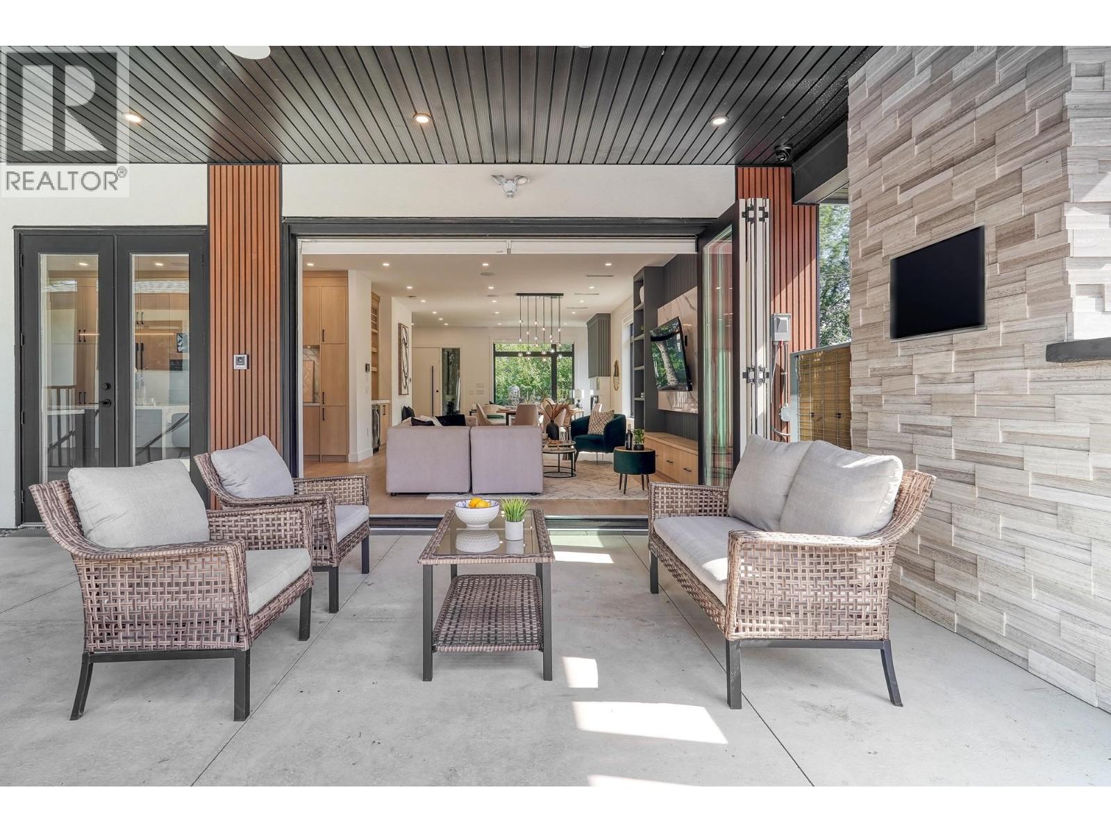 411 E Eighth Avenue, New Westminster, British Columbia  V3L 1Y4 - Photo 34 - R3036472
