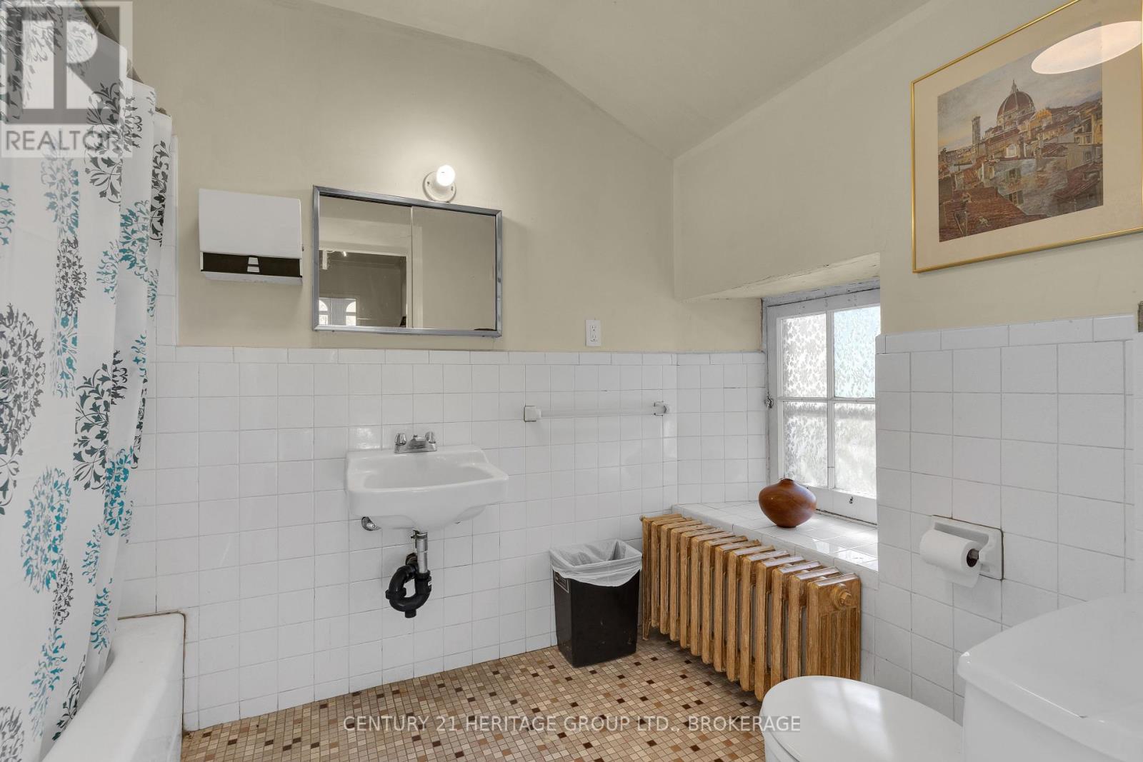 389 King Street E, Gananoque, Ontario  K7G 1G6 - Photo 31 - X12340928
