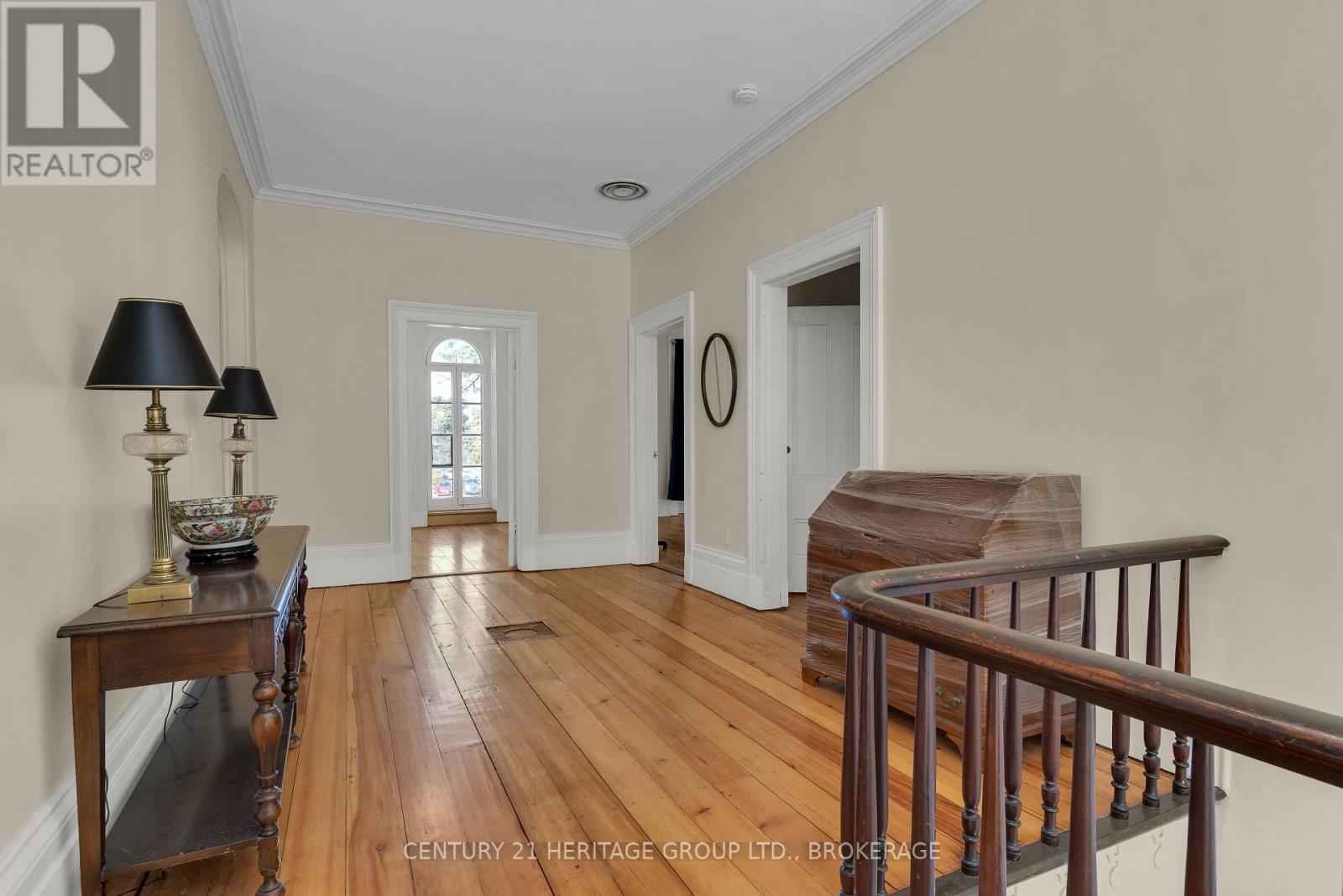 389 King Street E, Gananoque, Ontario  K7G 1G6 - Photo 32 - X12340928