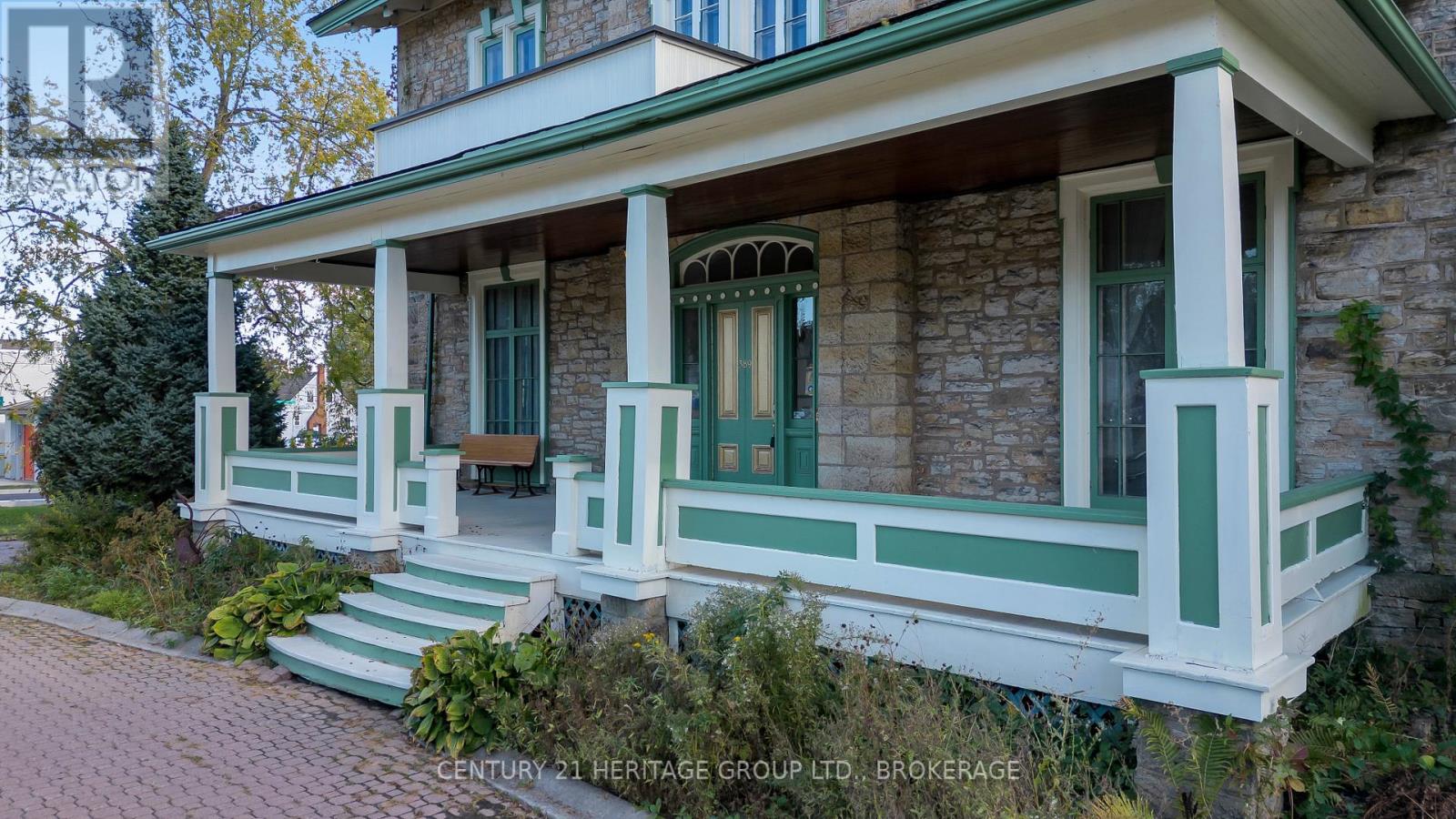 389 King Street E, Gananoque, Ontario  K7G 1G6 - Photo 5 - X12340928
