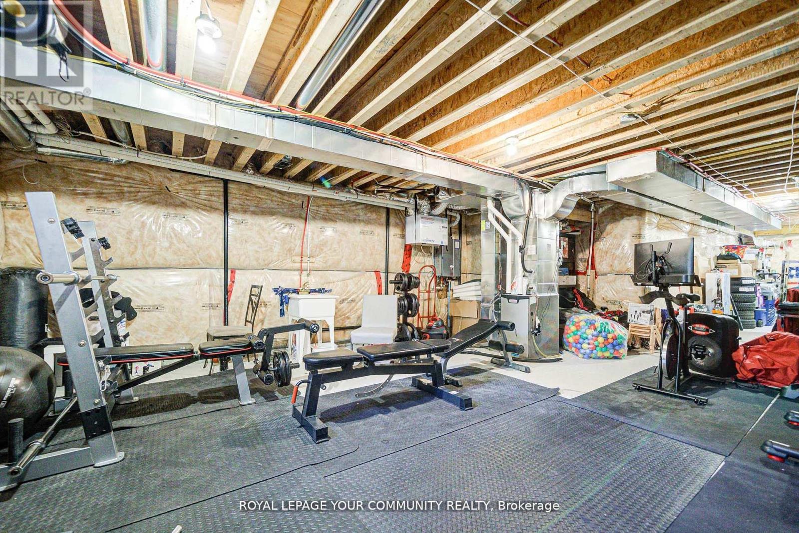 16 Angelfish Road, Brampton, Ontario  L7A 5C5 - Photo 44 - W12340881