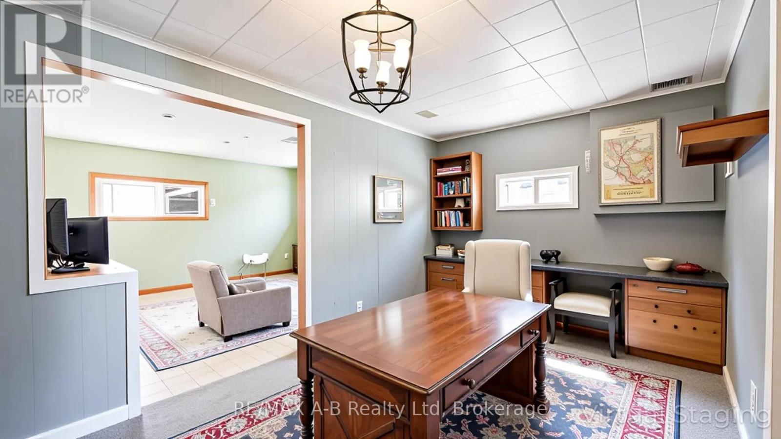 34338 Denfield Road, Lucan Biddulph, Ontario  N0M 2J0 - Photo 12 - X12340940