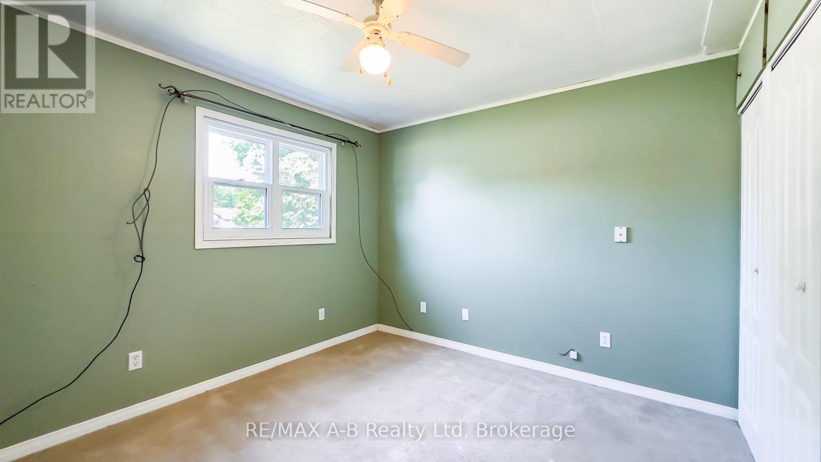 34338 Denfield Road, Lucan Biddulph, Ontario  N0M 2J0 - Photo 22 - X12340940