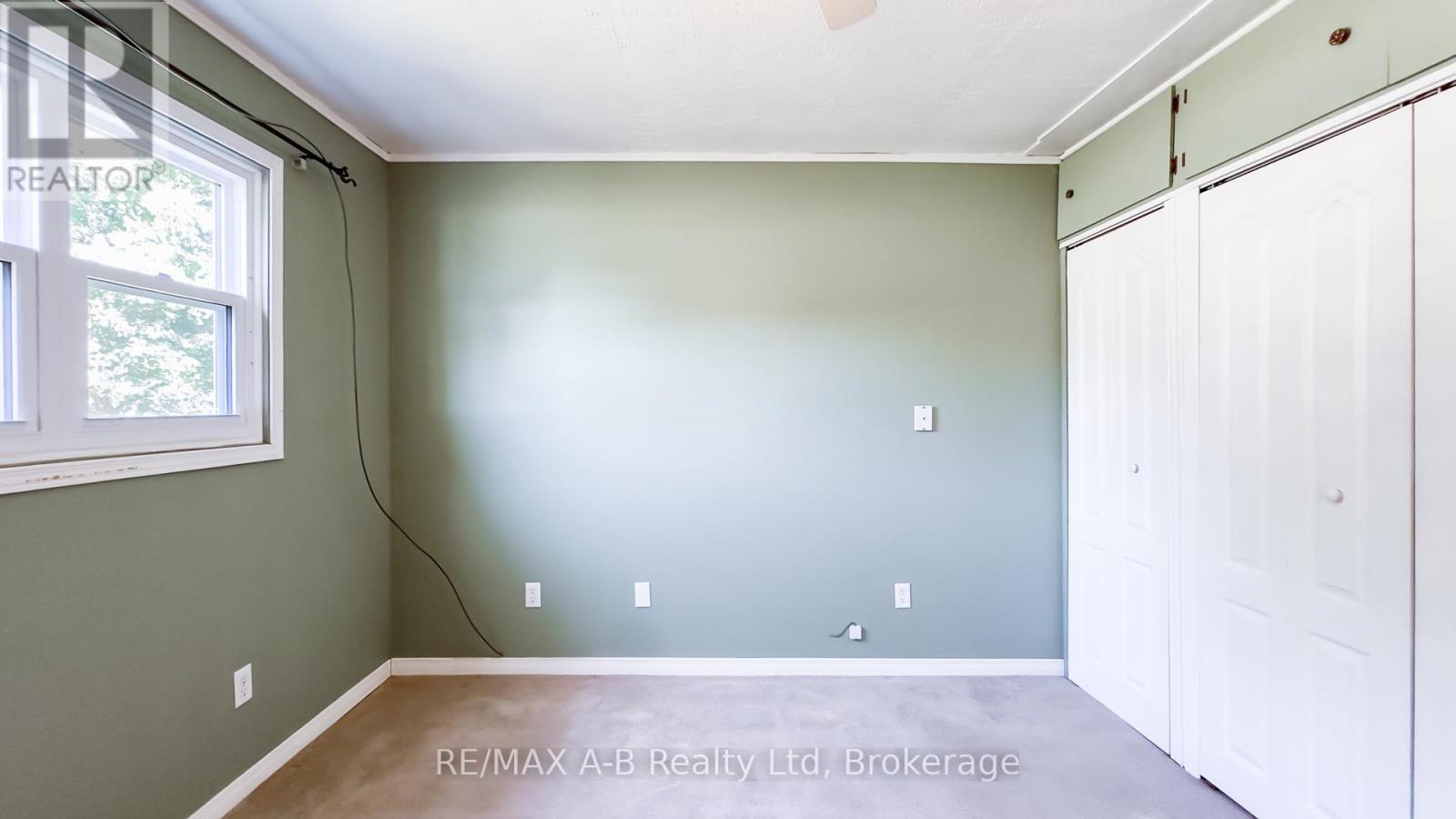 34338 Denfield Road, Lucan Biddulph, Ontario  N0M 2J0 - Photo 23 - X12340940
