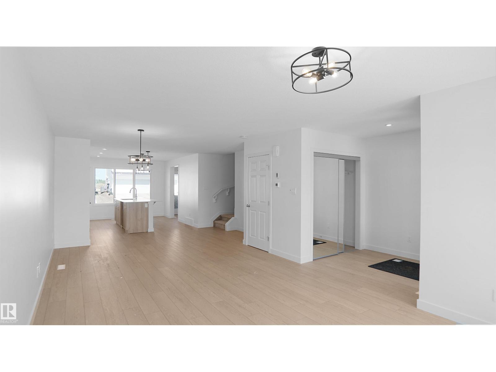 17518 5a St Ne, Edmonton, Alberta  T5Y 4E8 - Photo 5 - E4452620