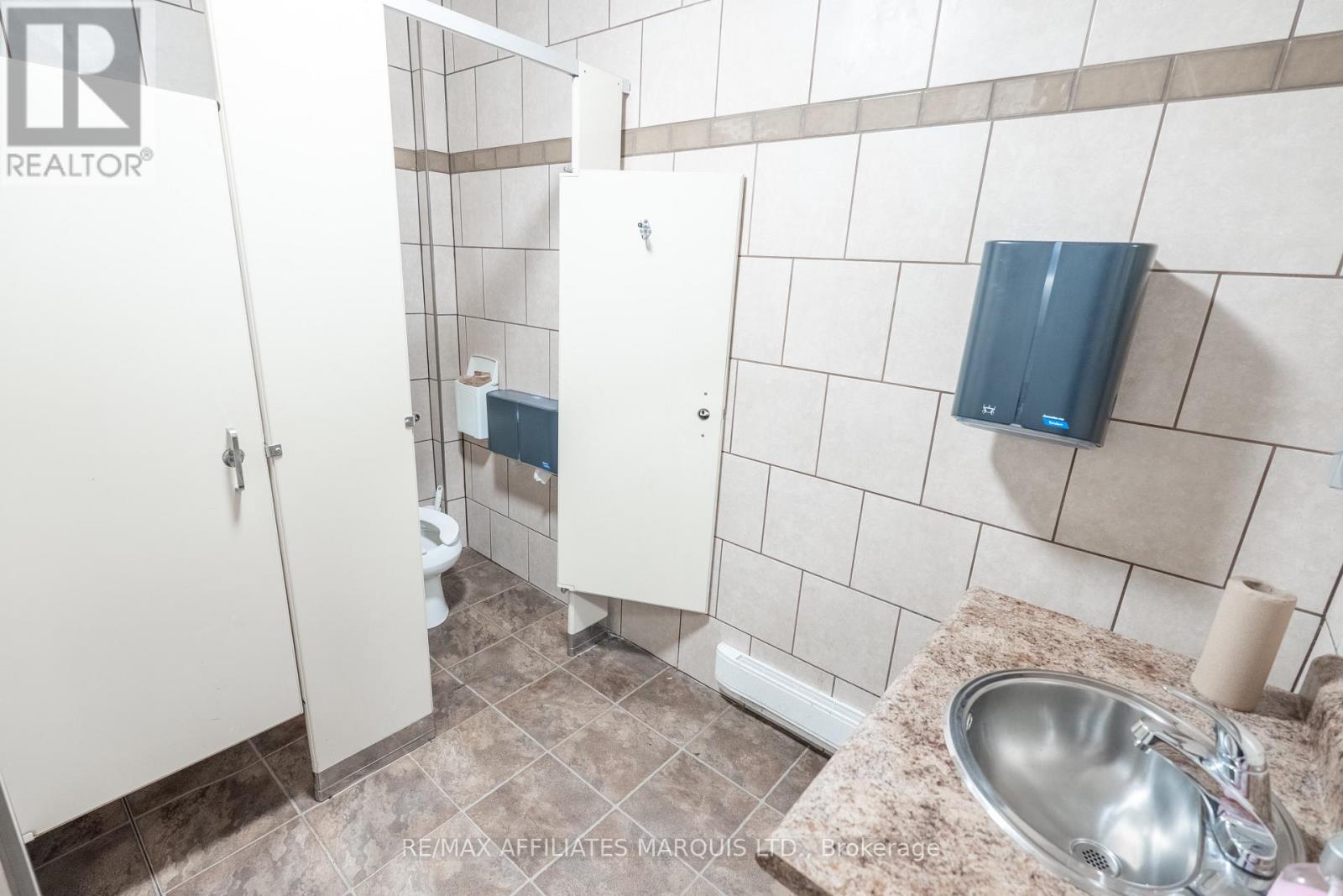 830 Second Street W, Cornwall, Ontario K6J 1H7 - Photo 23 - X12340949