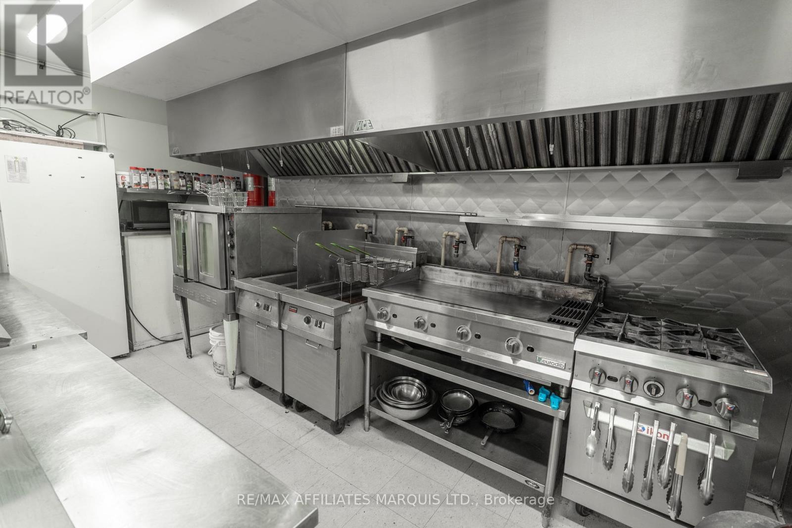 830 Second Street W, Cornwall, Ontario K6J 1H7 - Photo 28 - X12340949