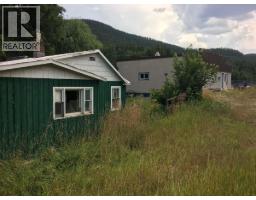 6904 Highway 6, appledale, British Columbia