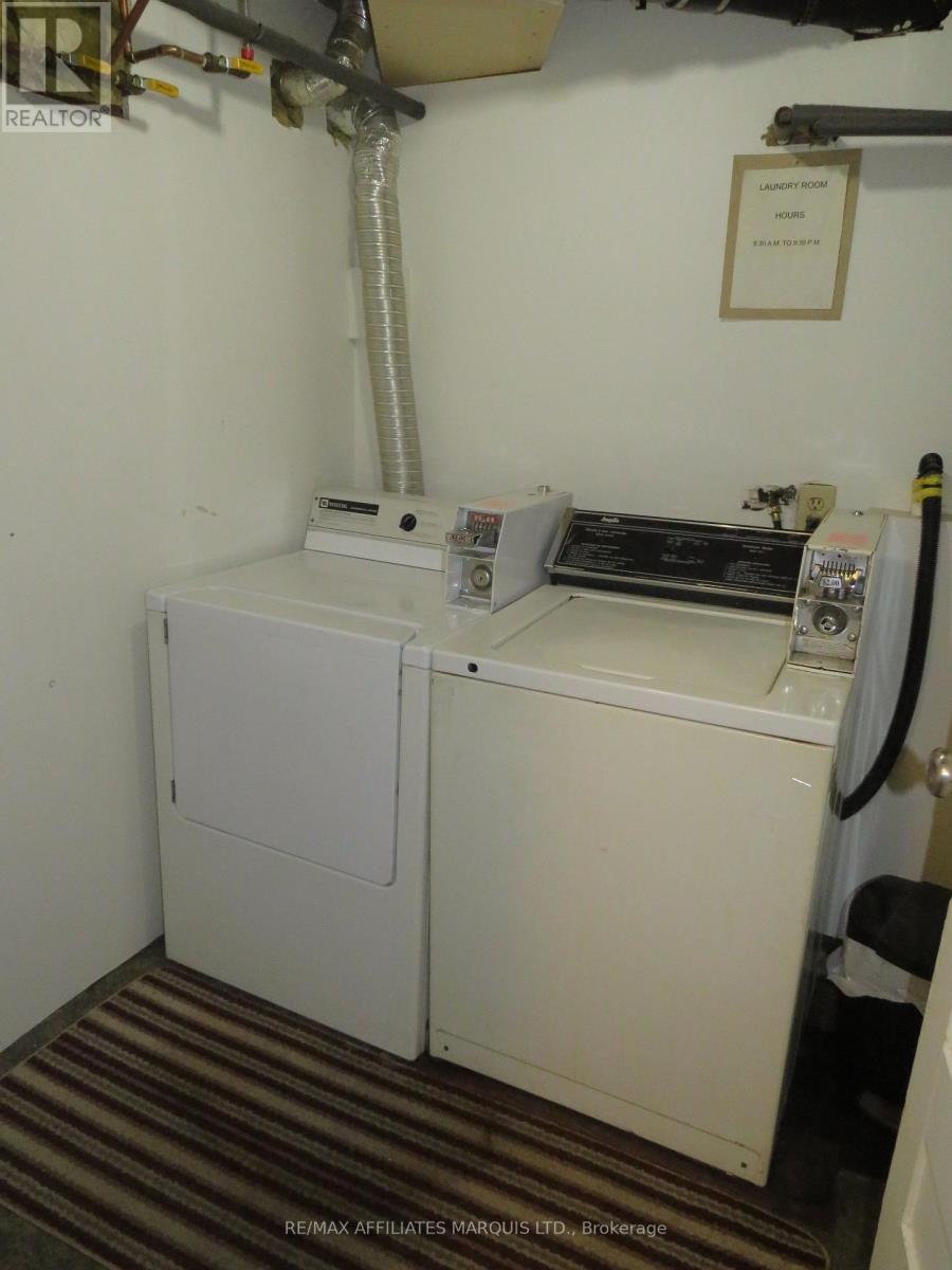 107 Seventh Street W, Cornwall, Ontario  K6J 2Y1 - Photo 8 - X12340970