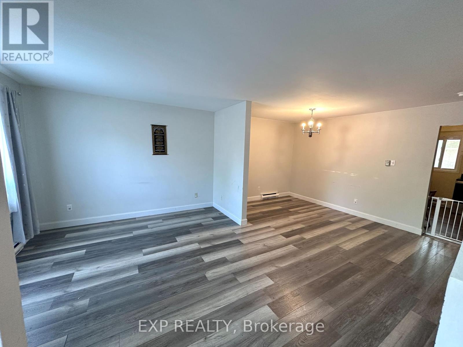 Property at 2 - 311 VESTA ROAD image 3
