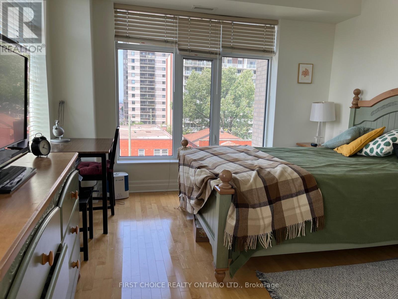 609 - 245 Kent Street, Ottawa, Ontario  K2P 0A5 - Photo 15 - X12340962