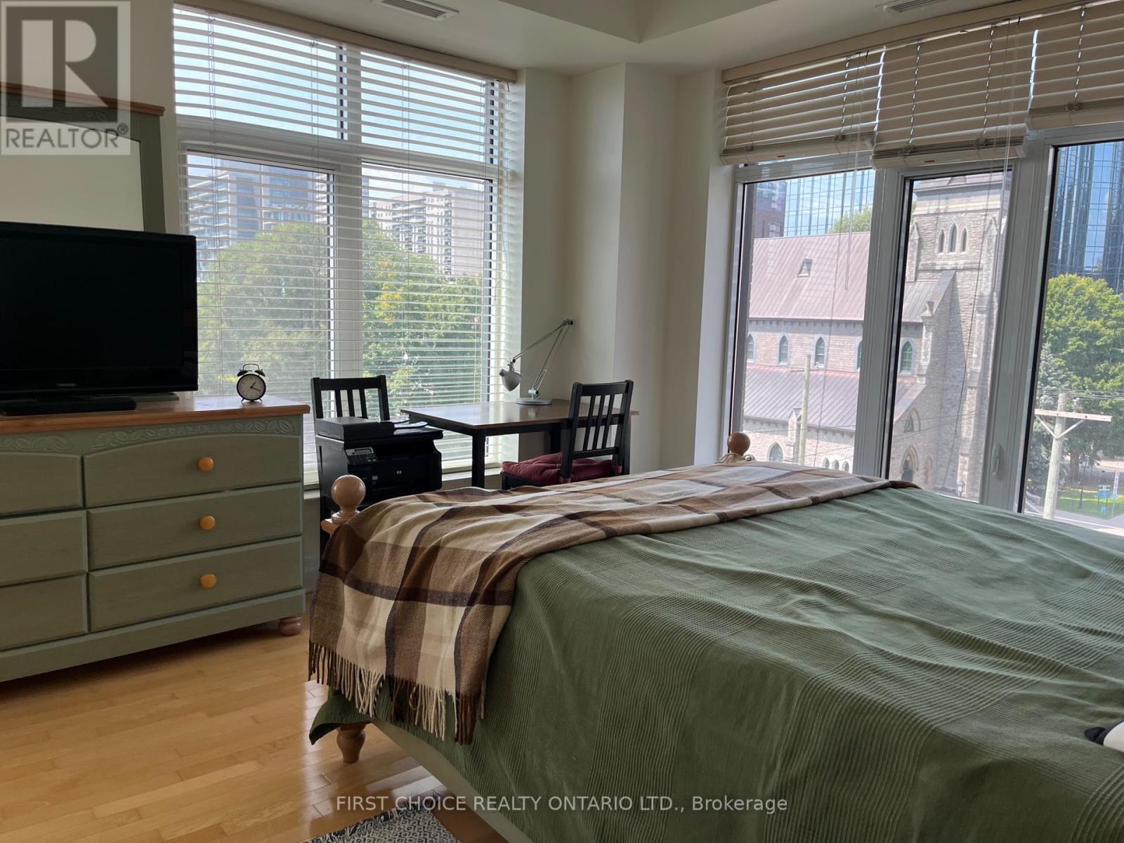 609 - 245 Kent Street, Ottawa, Ontario  K2P 0A5 - Photo 16 - X12340962