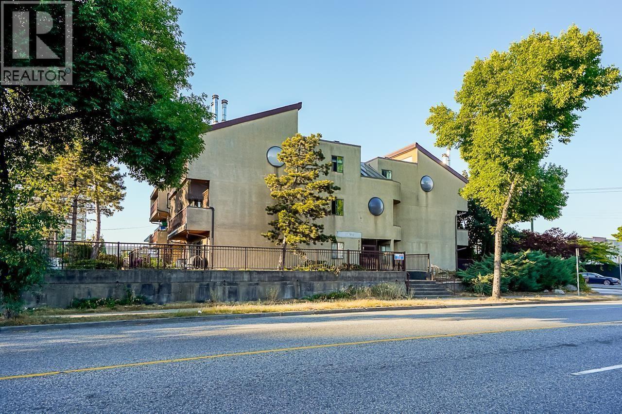 102 5155 IMPERIAL STREET, Burnaby, British Columbia