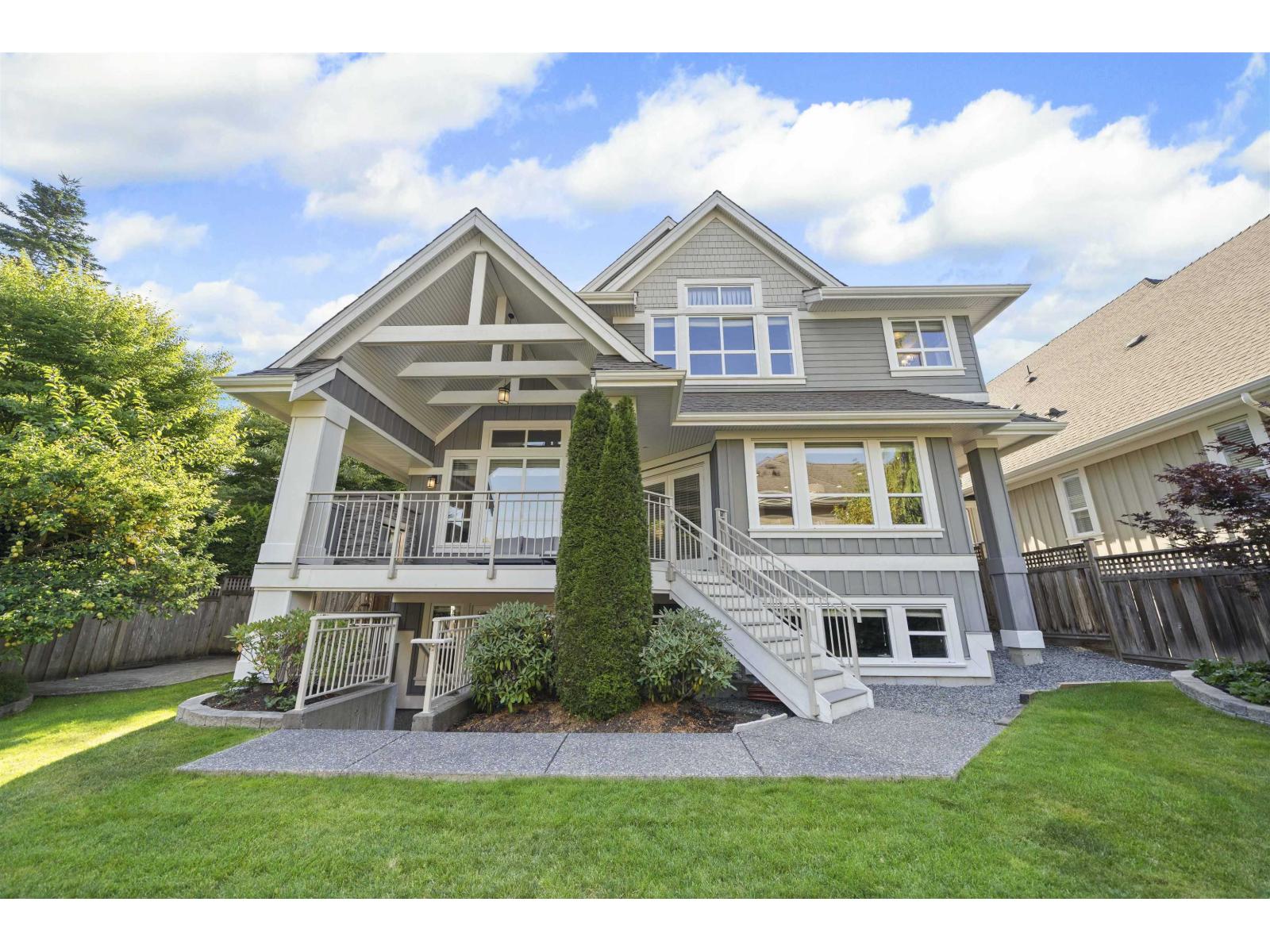 Property at 1008 165 STREET image 2