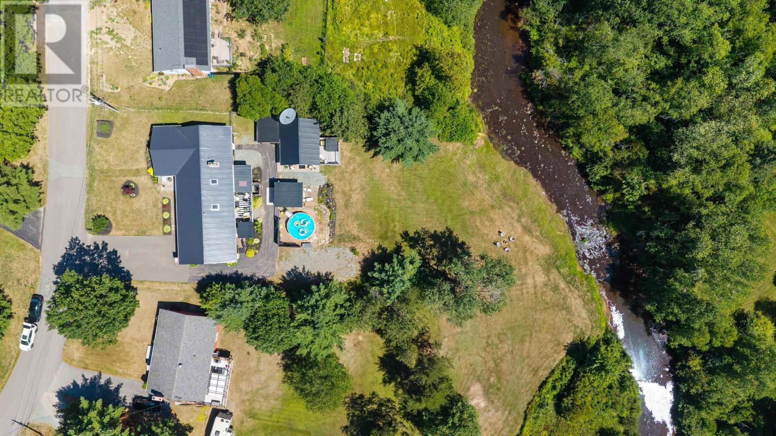 126 Crescent Drive, Oxford, Nova Scotia  B0M 1P0 - Photo 3 - 202520094