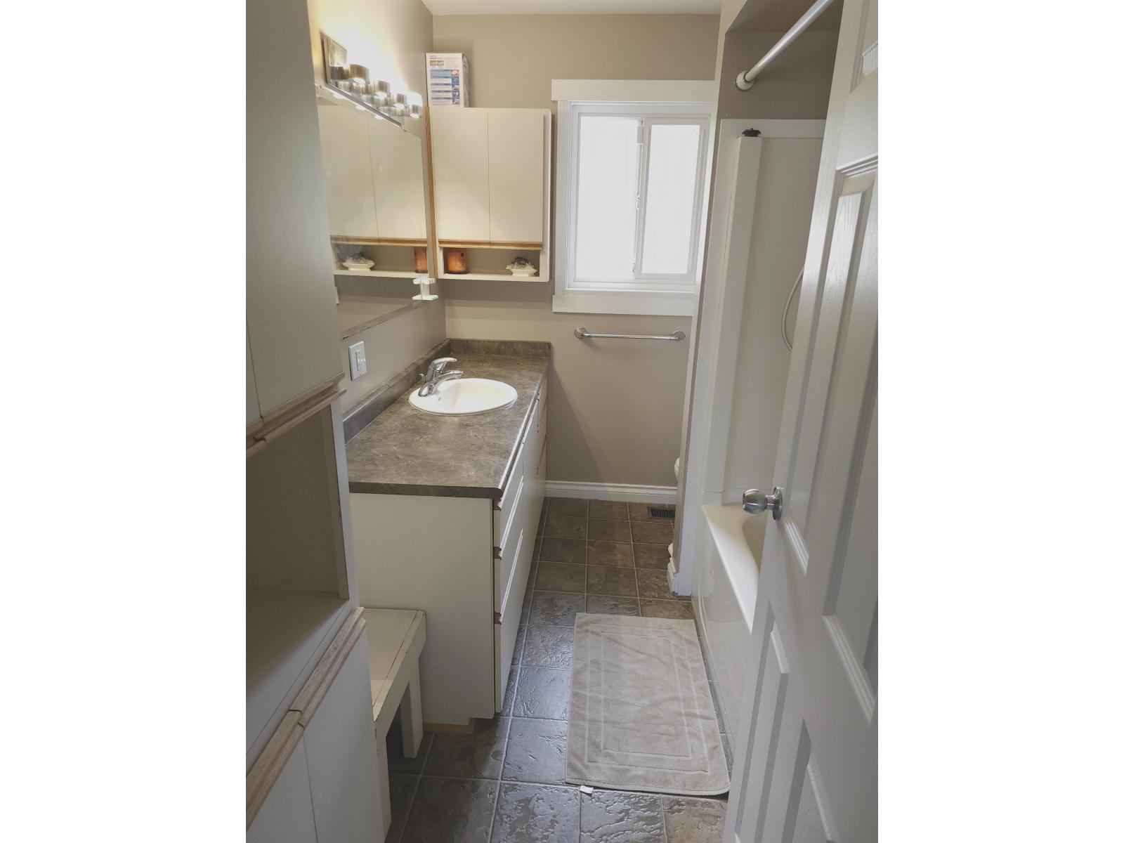 11642 64a Avenue, Delta, British Columbia  V4E 2C6 - Photo 13 - R3036663