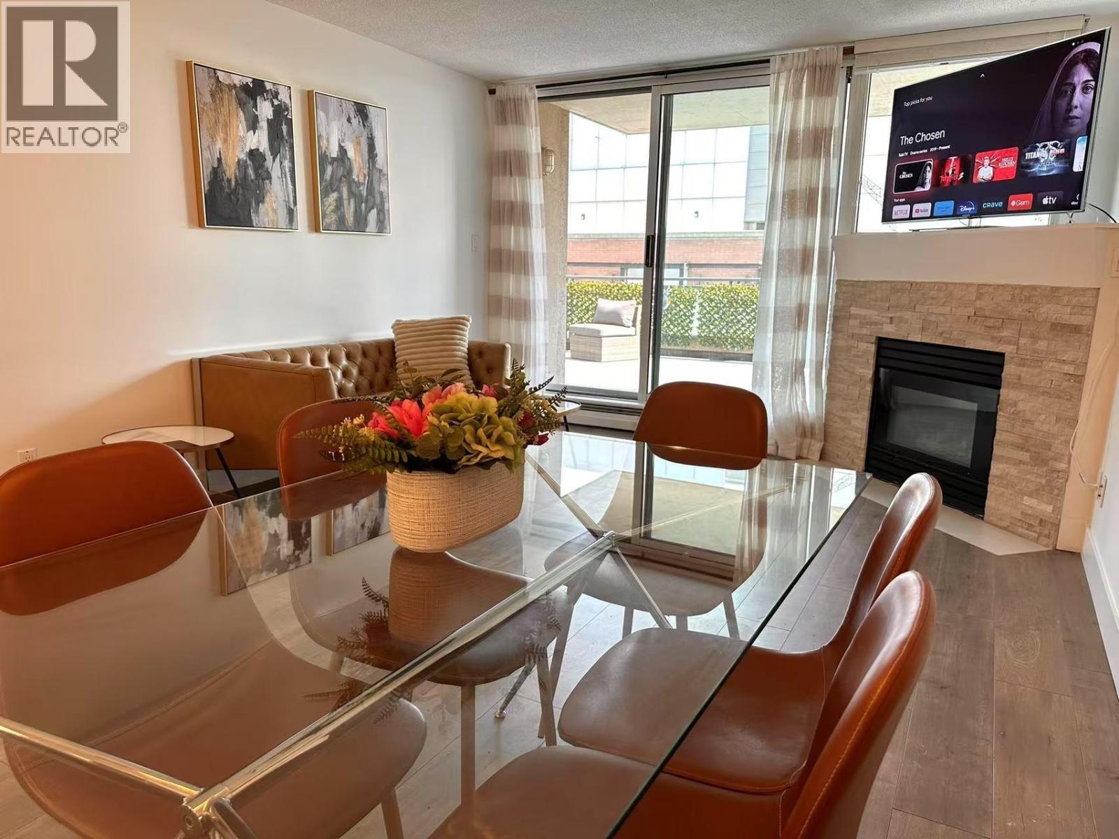 311 555 Abbott Street, Vancouver, British Columbia  V6B 6B8 - Photo 3 - R3036322