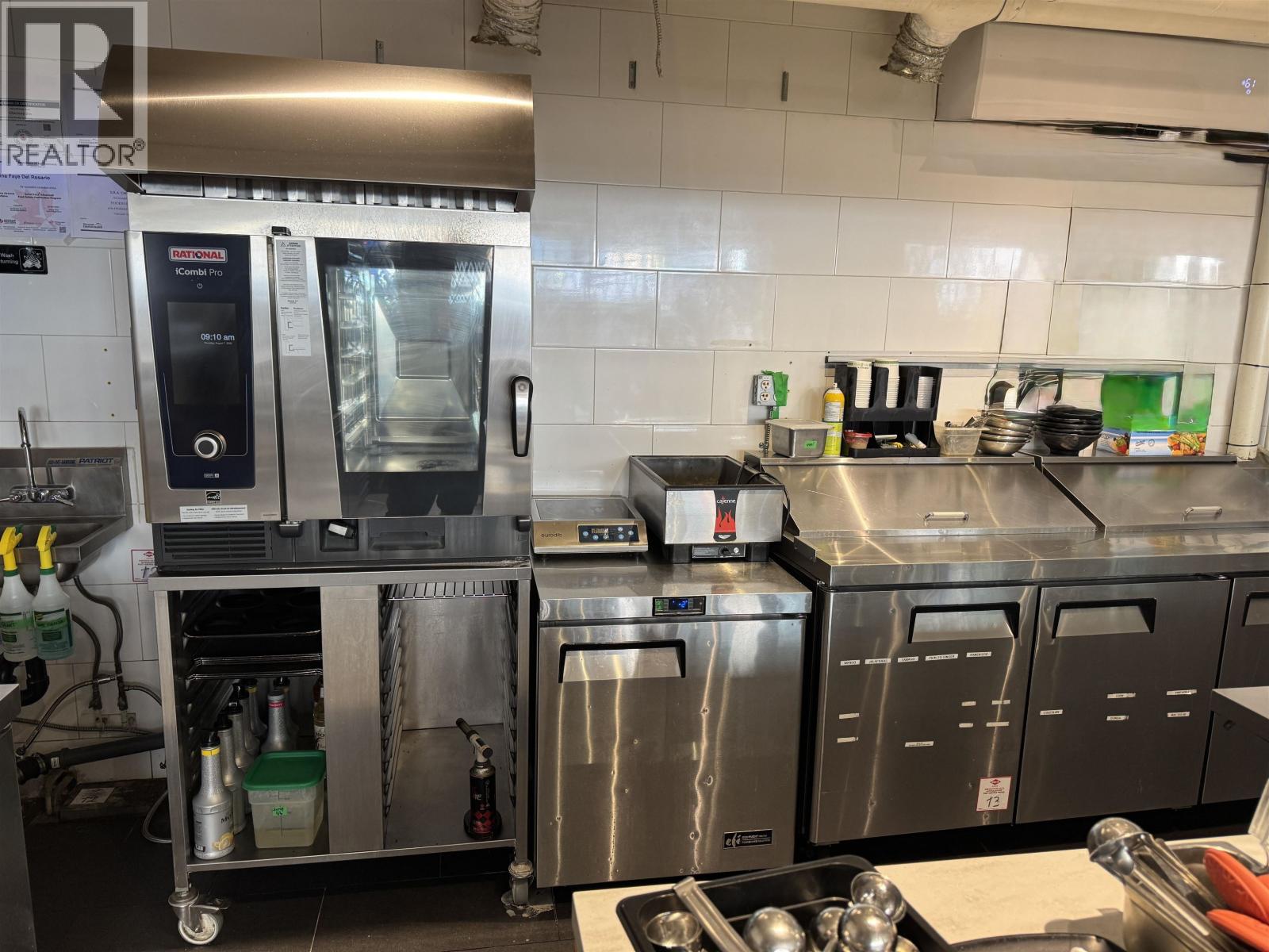 400 CONFIDENTIAL STREET, vancouver, British Columbia