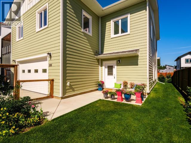 208 Luella Lane, Whitehorse, Yukon  Y1A 0S9 - Photo 5 - 16653