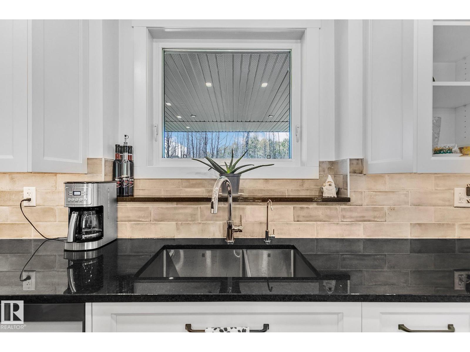 83 Armistead Cr, Rural Lac Ste. Anne County, Alberta  T0E 0J0 - Photo 9 - E4452178