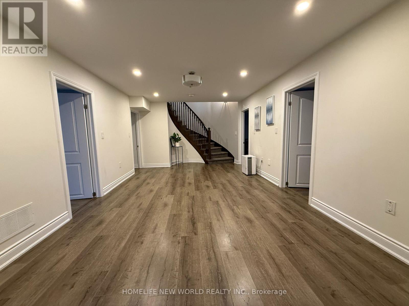724 James Sweetman Avenue, Cobourg, Ontario  K9A 0K7 - Photo 31 - X12340893