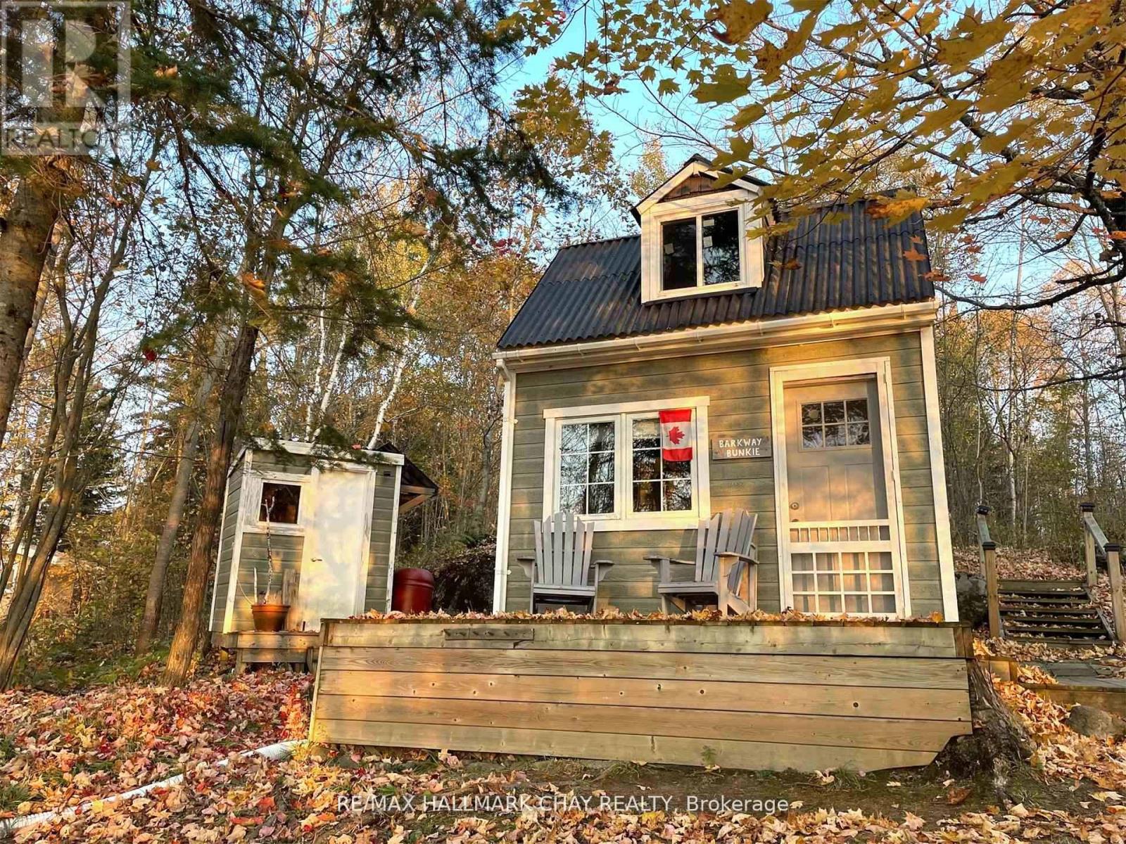 1133 Fire Route A1 Street, Gravenhurst, Ontario  P1P 1R3 - Photo 2 - X12340931