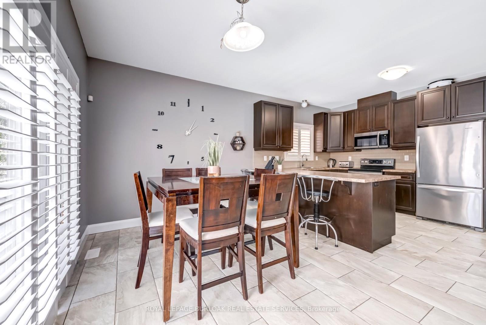 4401 Dennis Avenue, Lincoln, Ontario  L0R 1B9 - Photo 7 - X12340937