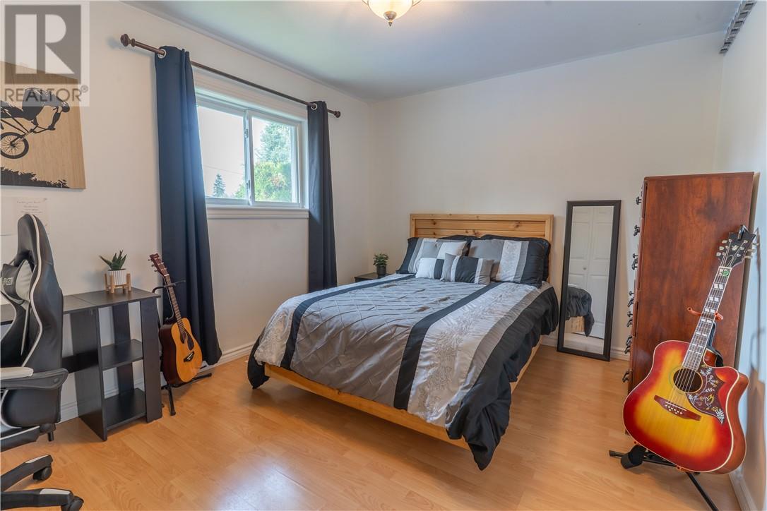 433 Raymond Crescent, Azilda, Ontario  P0M 1B0 - Photo 13 - 2124105