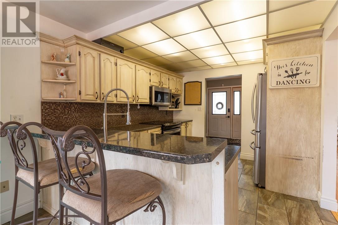 433 Raymond Crescent, Azilda, Ontario  P0M 1B0 - Photo 8 - 2124105