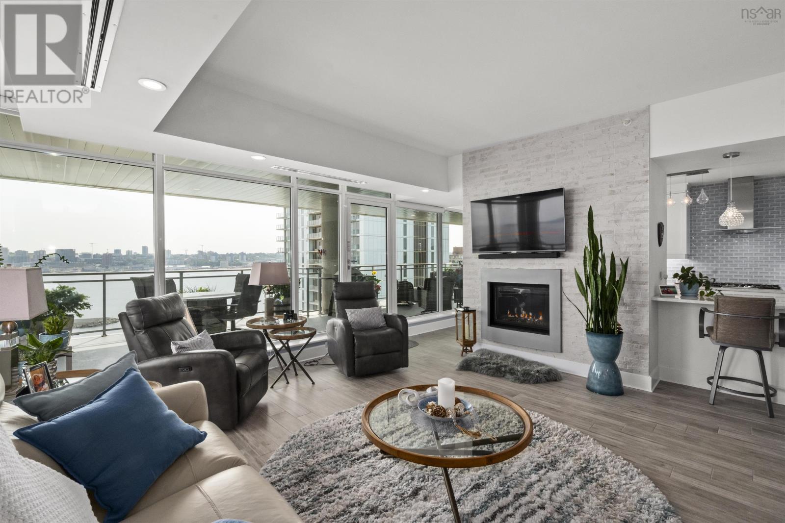 1203 31 Kings Wharf Place, Dartmouth, Nova Scotia  B2Y 0C1 - Photo 1 - 202517073