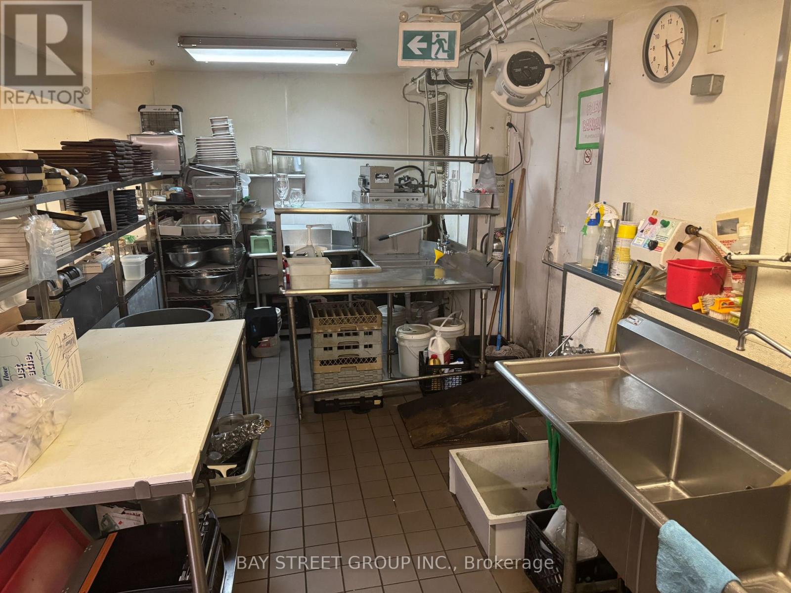 2197 Bloor Street W, Toronto, Ontario  M6S 1N2 - Photo 11 - W12340179