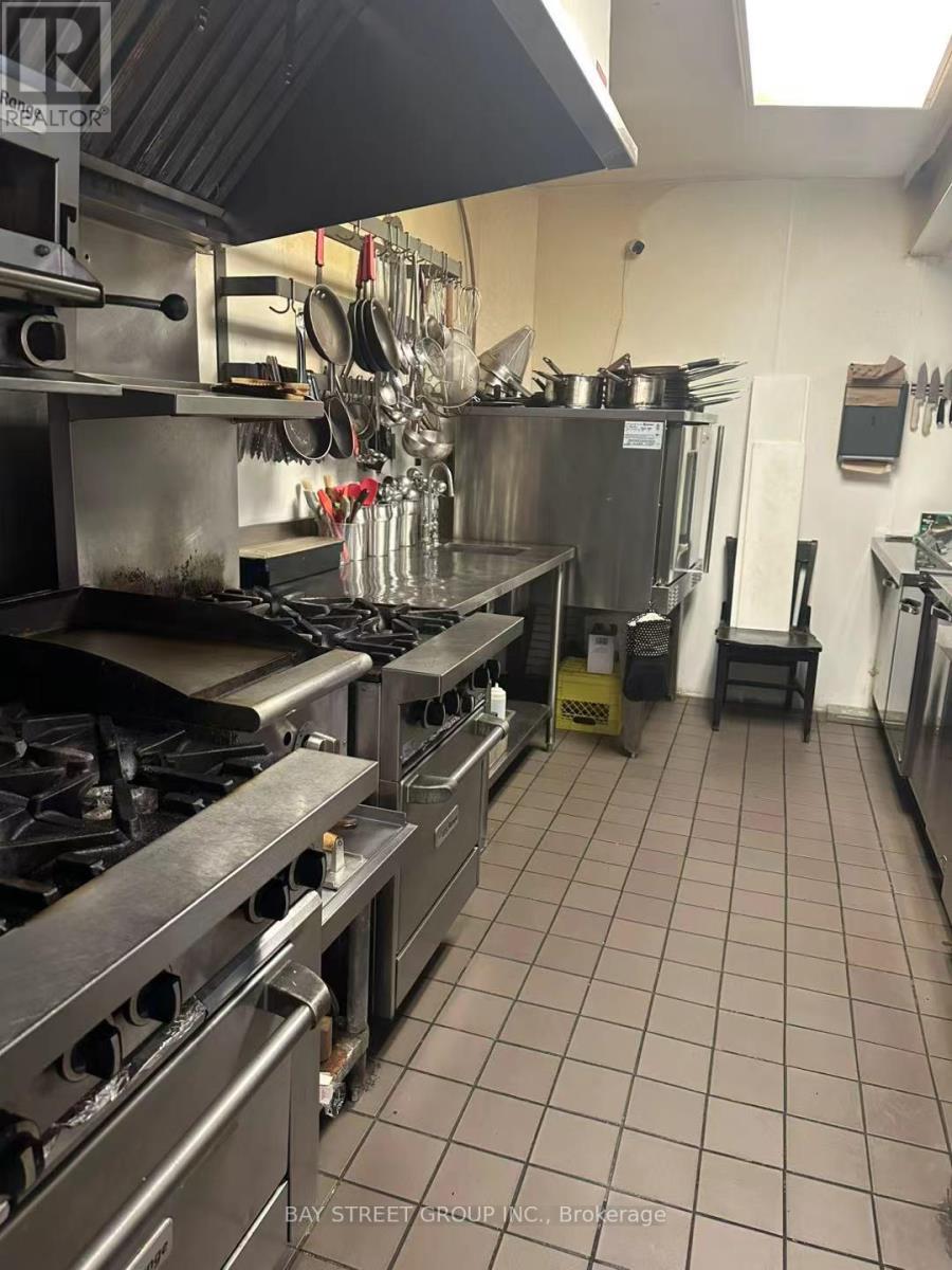 2197 Bloor Street W, Toronto, Ontario  M6S 1N2 - Photo 12 - W12340179