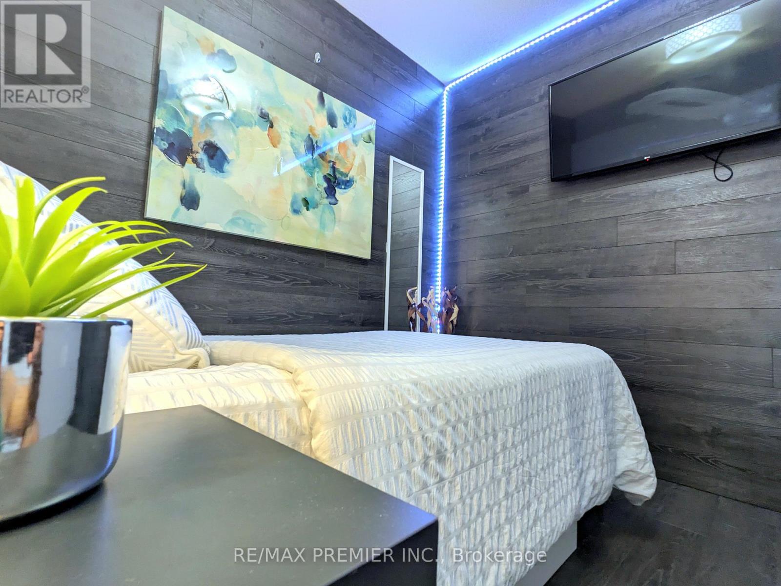 S803 - 330 Phillip Street, Waterloo, Ontario  N2L 3W9 - Photo 19 - X12340918