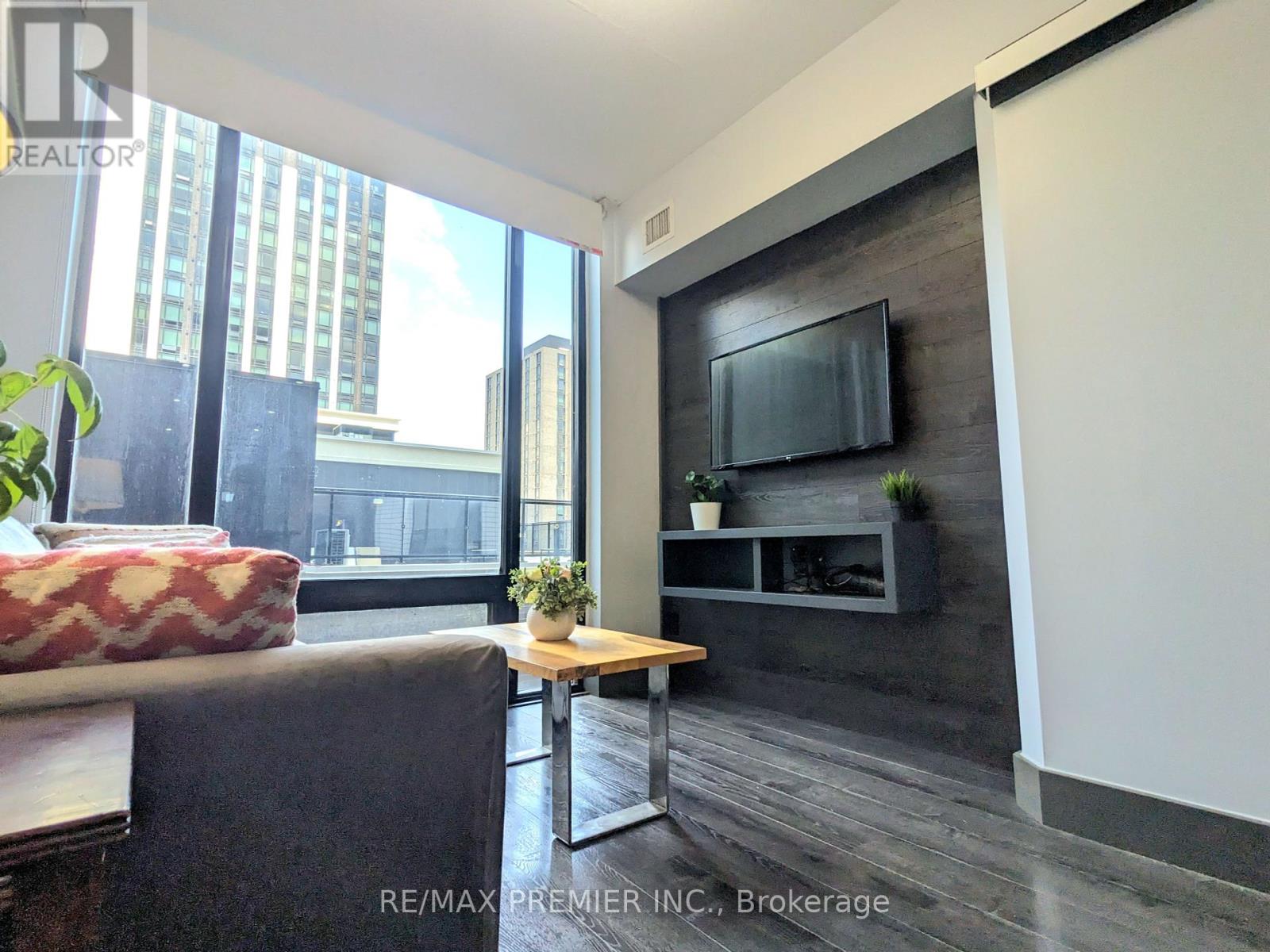 S803 - 330 Phillip Street, Waterloo, Ontario  N2L 3W9 - Photo 12 - X12340918