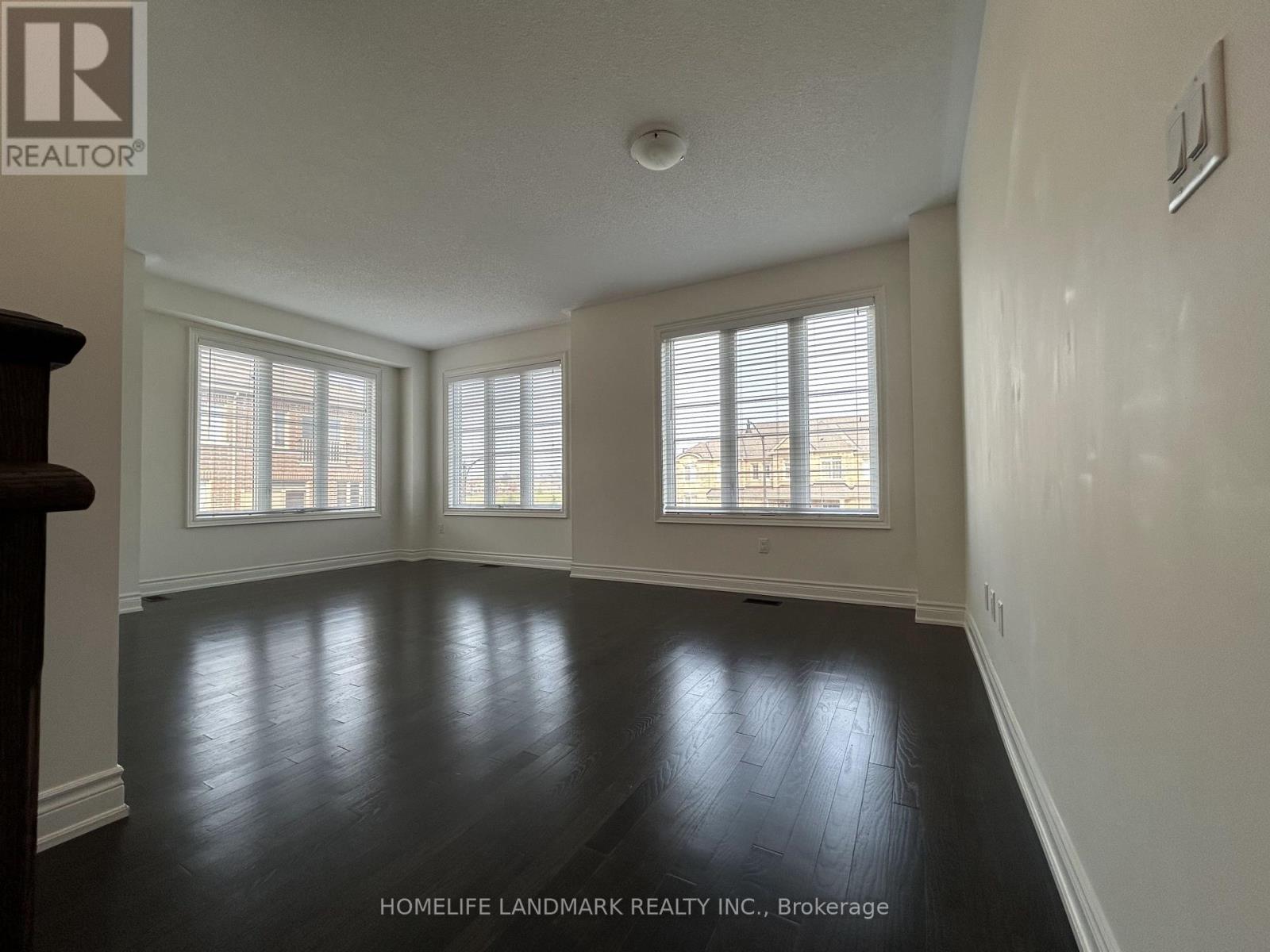 3 Temple Manor Road, Brampton, Ontario  L6Y 6C5 - Photo 14 - W12329221