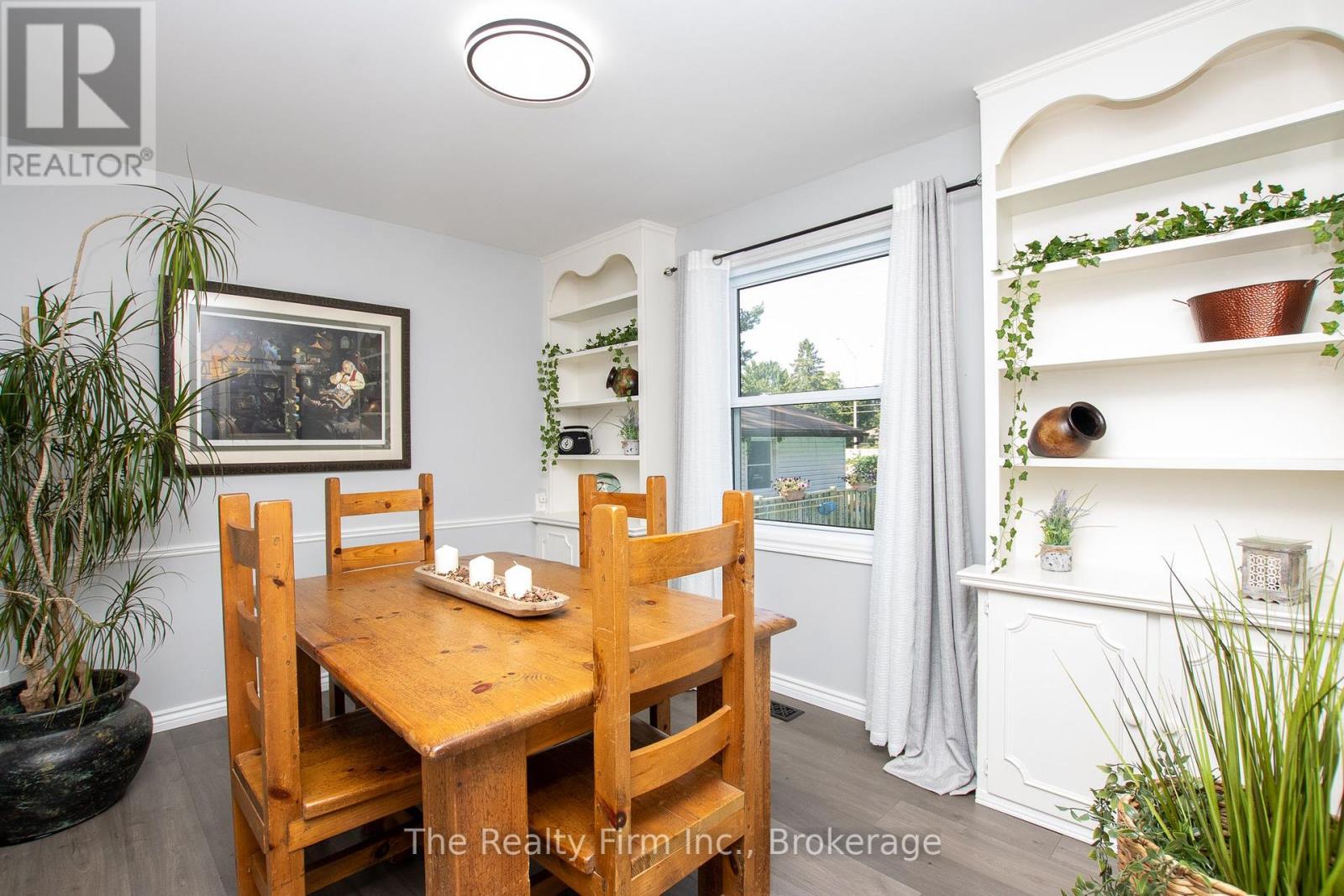1208 Guildwood Boulevard, London North, Ontario  N6H 4G9 - Photo 14 - X12341152