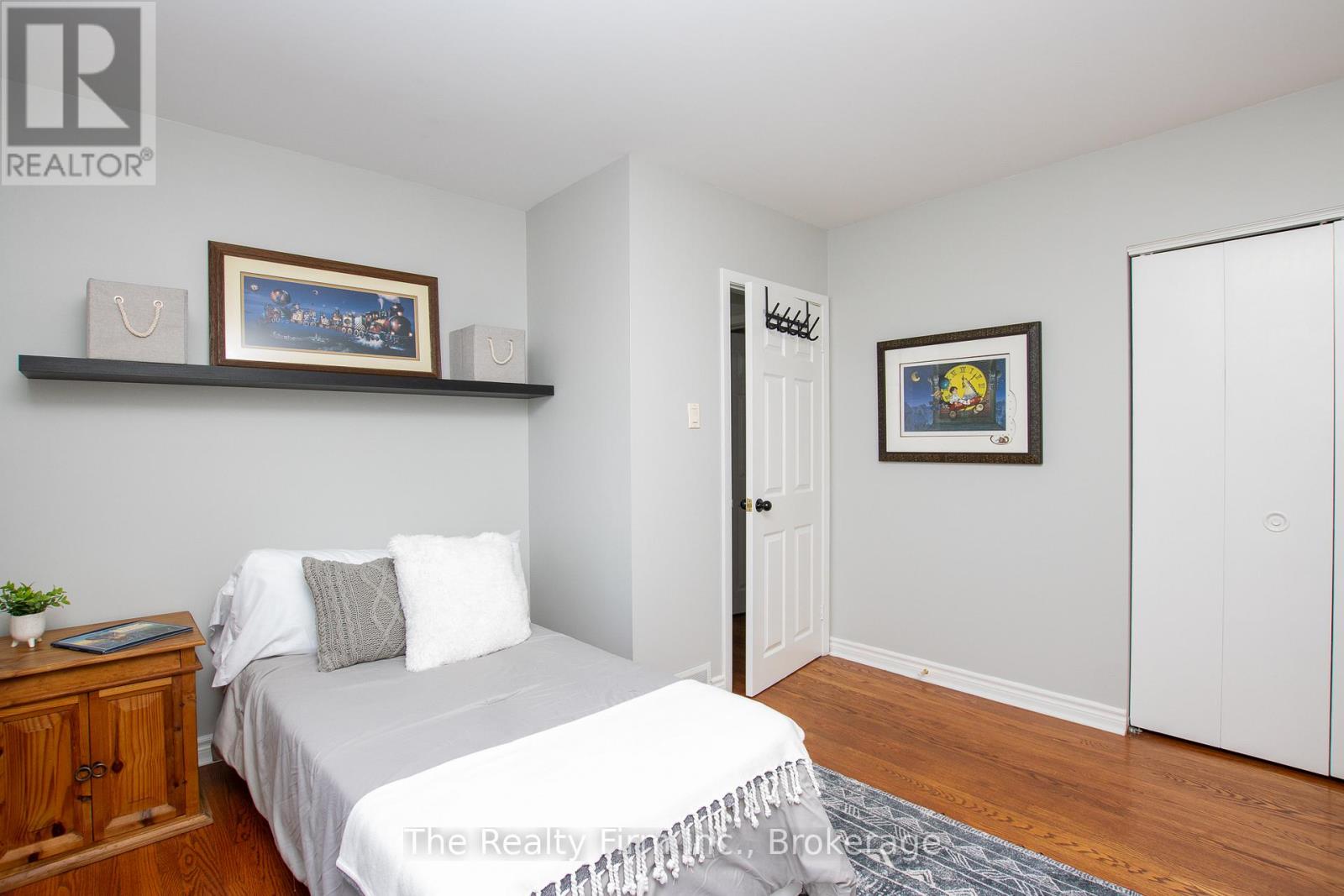 1208 Guildwood Boulevard, London North, Ontario  N6H 4G9 - Photo 29 - X12341152