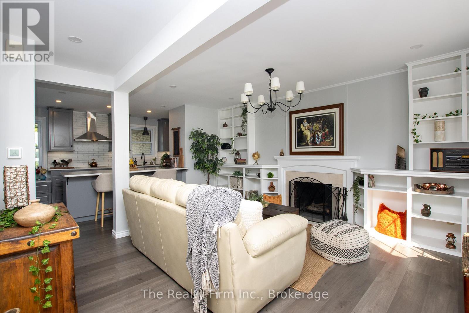 1208 Guildwood Boulevard, London North, Ontario  N6H 4G9 - Photo 6 - X12341152