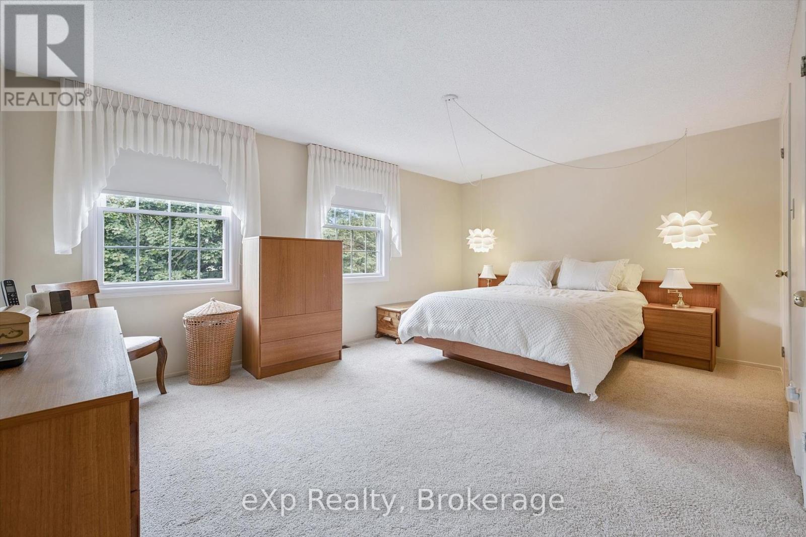 8 Aspen Valley Crescent, Guelph, Ontario  N1G 3Z8 - Photo 10 - X12341141