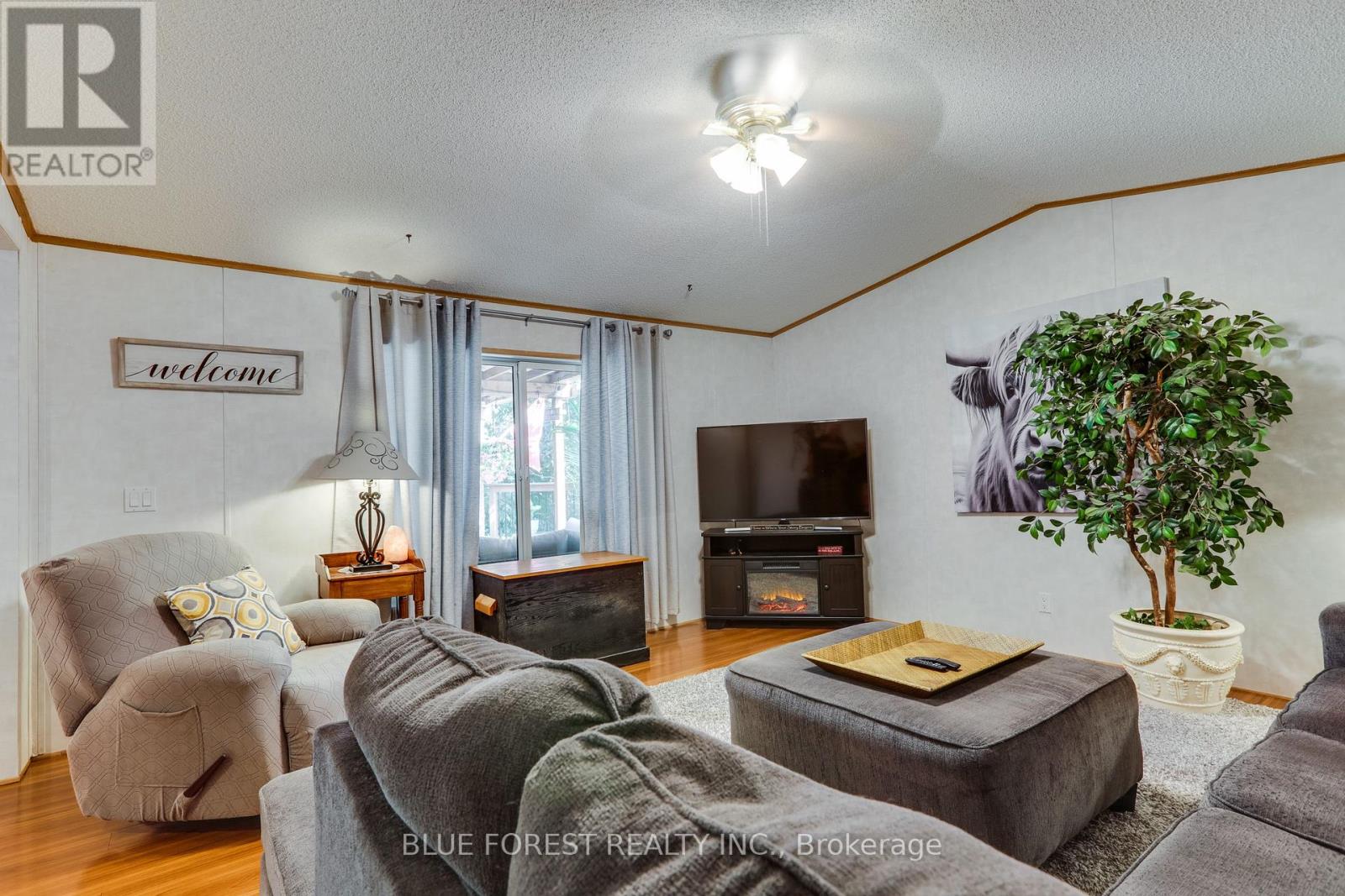 52 - 3100 Dorchester Road, Thames Centre, Ontario  N0L 1G5 - Photo 5 - X12341137