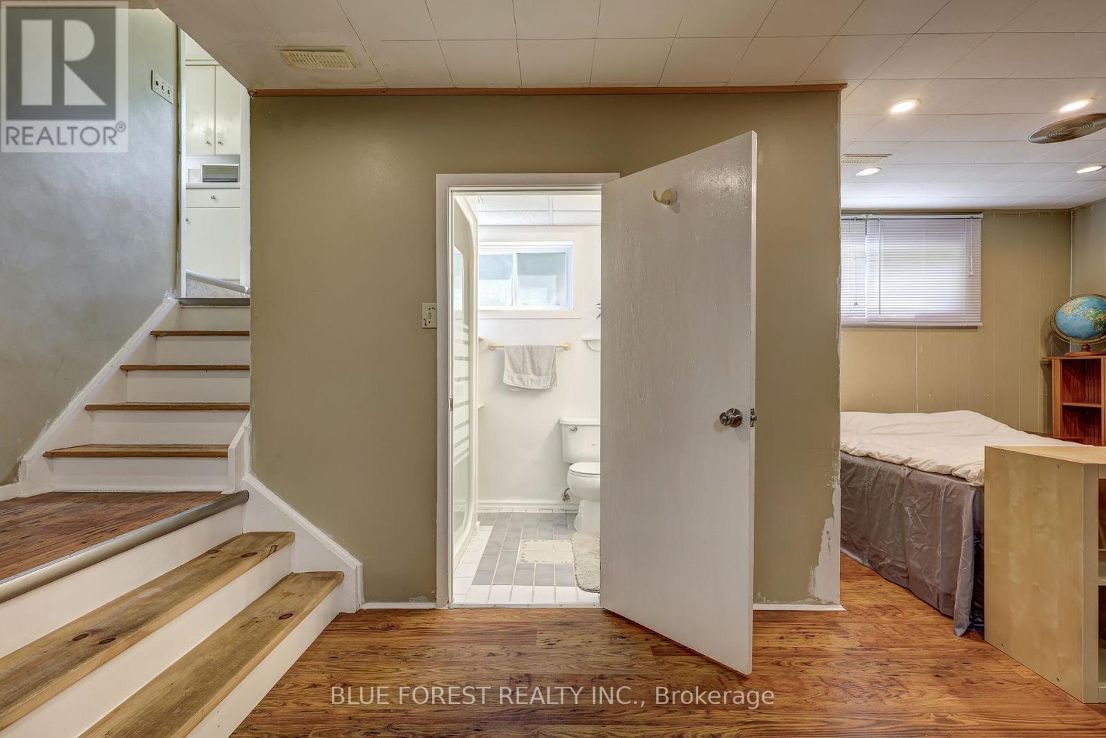 816 Dalkeith Avenue, London North, Ontario  N5X 1R8 - Photo 31 - X12341146