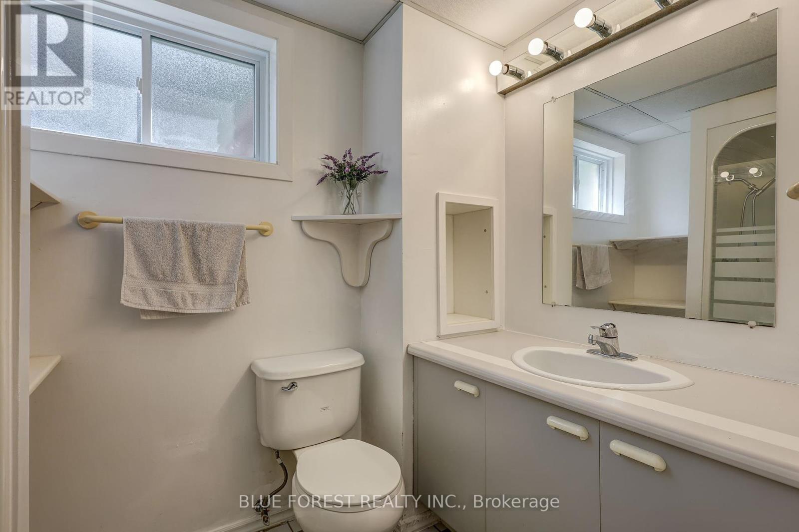 816 Dalkeith Avenue, London North, Ontario  N5X 1R8 - Photo 32 - X12341146